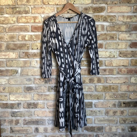 Banana Republic Southwest Pattern Wrap Dress - Picture 1 of 8